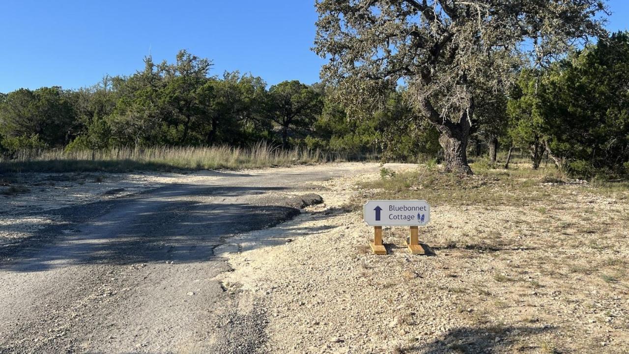 Hill Country Highland'S Bluebonnet Cottage Marble Falls Exterior photo